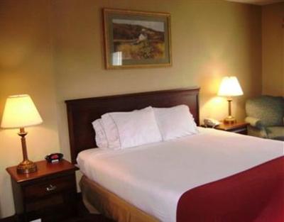 фото отеля Holiday Inn Express North Huntingdon