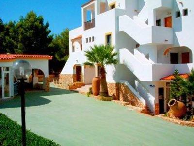 фото отеля Blanco Sol Apartamentos Ibiza