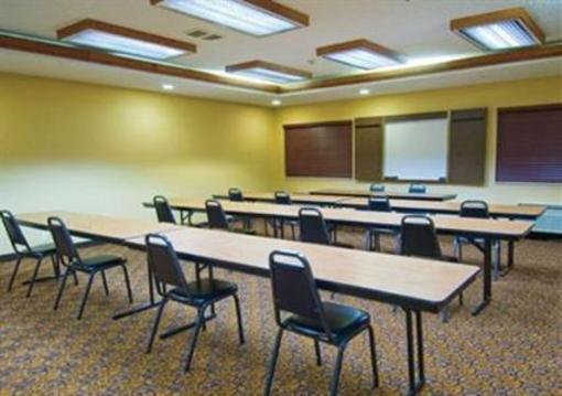 фото отеля Comfort Suites Park Central