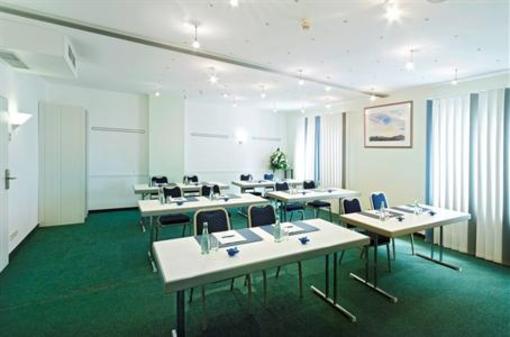 фото отеля BEST WESTERN Hotel Stuttgart-Airport