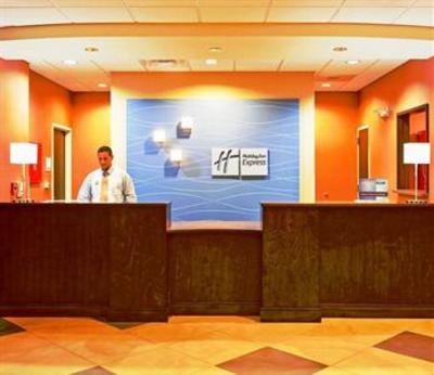 фото отеля Holiday Inn Express Hotel & Suites Prattville South