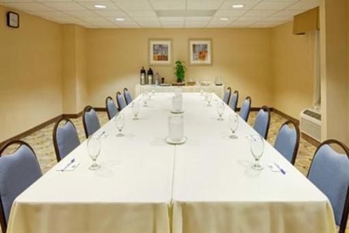 фото отеля Holiday Inn Express Wilkes Barre East