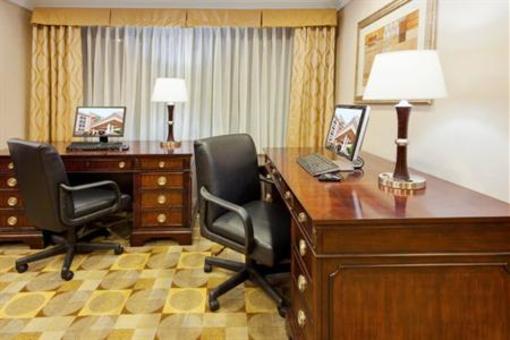 фото отеля Holiday Inn Express Wilkes Barre East