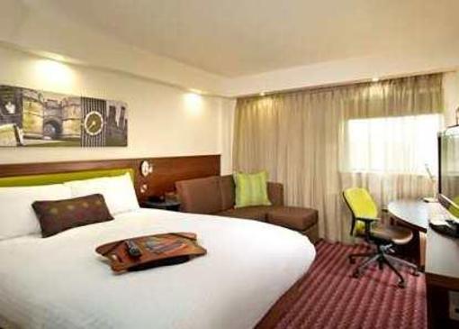фото отеля Hampton by Hilton London Croydon