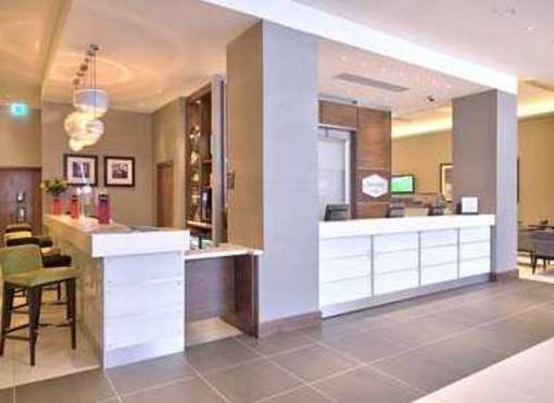 фото отеля Hampton by Hilton London Croydon