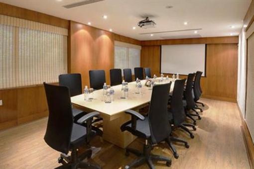 фото отеля Halcyon Condominiums Bangalore