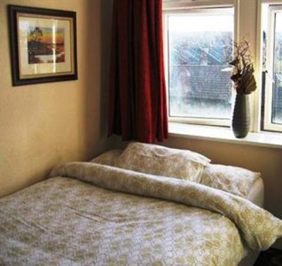 фото отеля Antigallican Hotel Charlton London