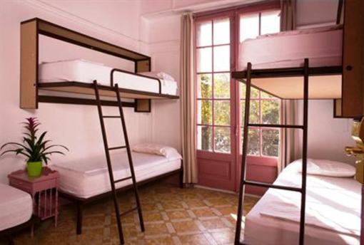фото отеля Hostal Casa Gracia Barcelona
