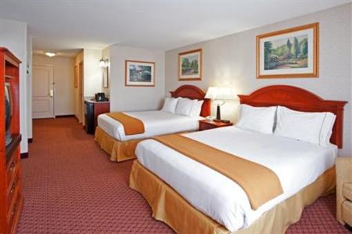фото отеля Holiday Inn Express Hotel & Suites West Middlesex