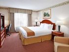 фото отеля Holiday Inn Express Hotel & Suites West Middlesex