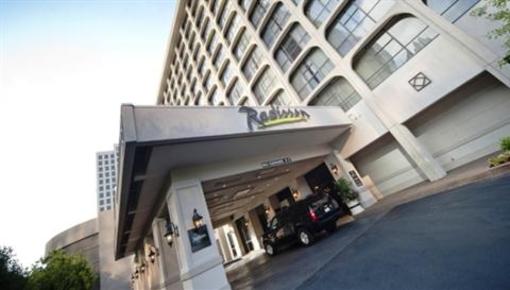 фото отеля Radisson Hotel & Suites Austin-Town Lake