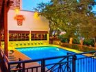 фото отеля Radisson Hotel & Suites Austin-Town Lake