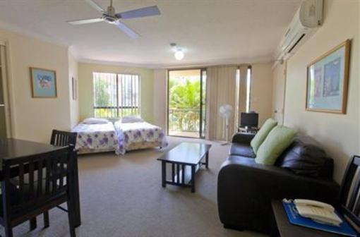 фото отеля Coolamon Holiday Apartments Gold Coast