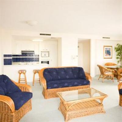 фото отеля Paradise Centre Apartments