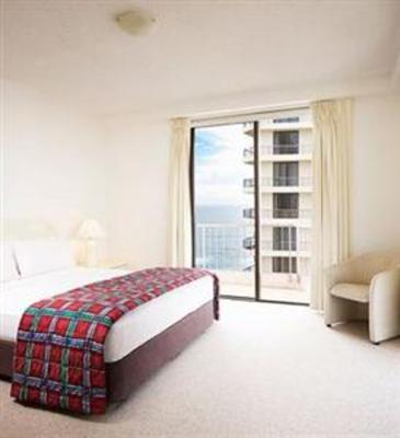 фото отеля Paradise Centre Apartments