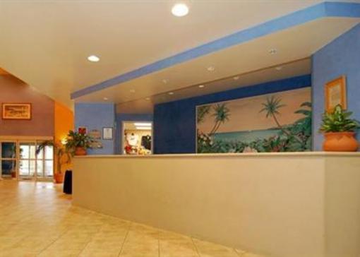 фото отеля Comfort Inn International