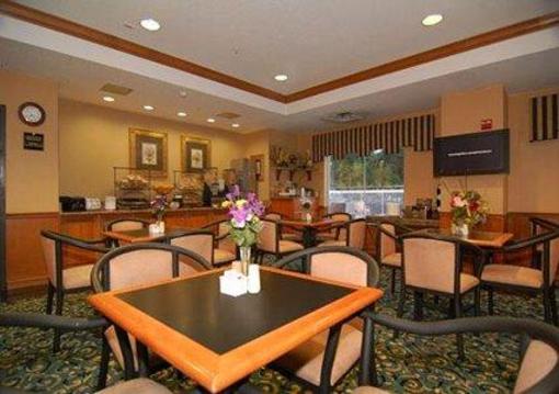 фото отеля Comfort Inn International