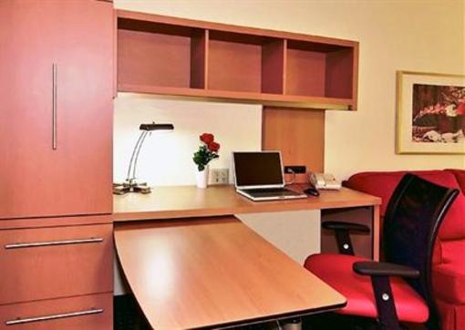 фото отеля Towneplace Suites Mobile