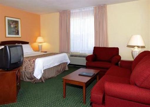 фото отеля Towneplace Suites Mobile