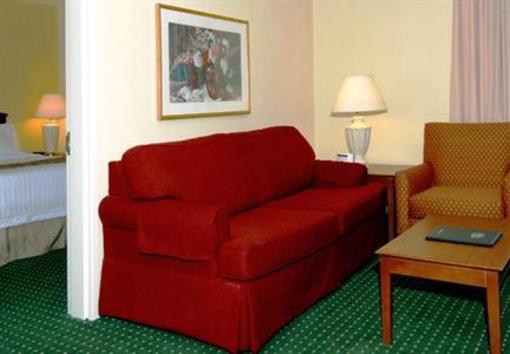 фото отеля Towneplace Suites Mobile