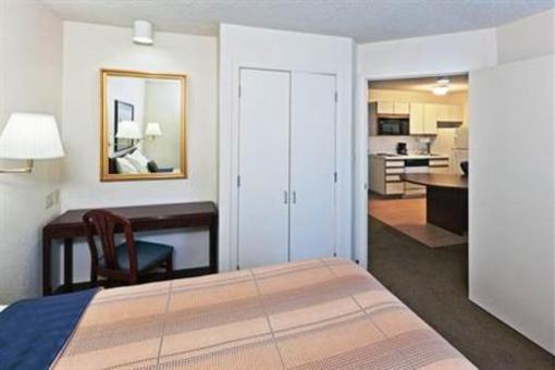 фото отеля Candlewood Suites Dallas, Las Colinas