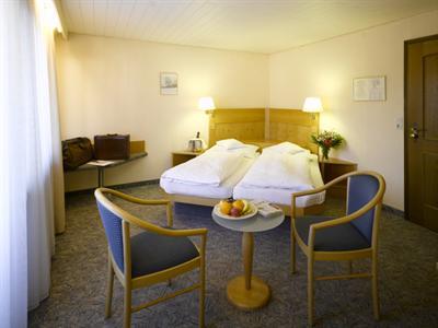 фото отеля Flair Hotel Weinstube Lochner