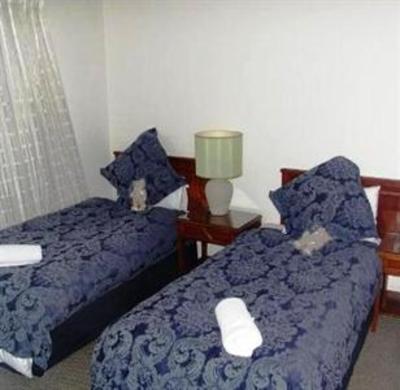 фото отеля Bentley Suites