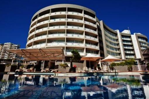 фото отеля Holiday Inn Cairns