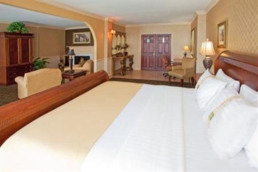 фото отеля Holiday Inn Gaithersburg