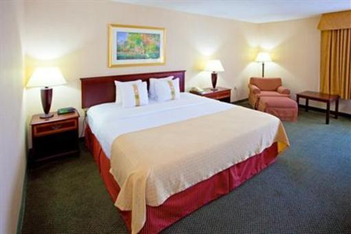 фото отеля Holiday Inn Gaithersburg