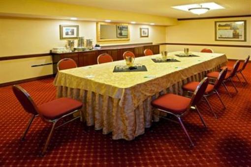 фото отеля Holiday Inn Gaithersburg