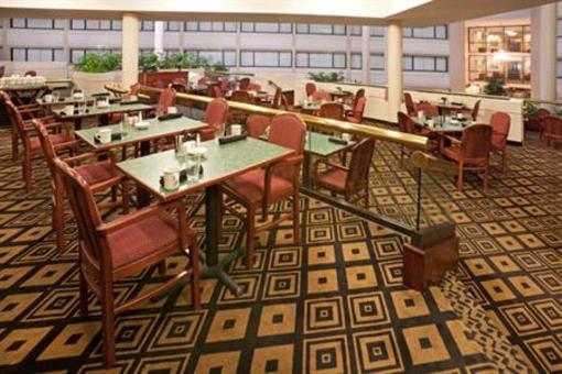 фото отеля Holiday Inn Austin NW Plaza Arboretum