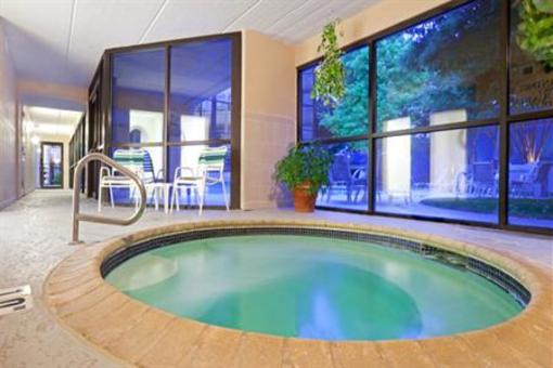 фото отеля Holiday Inn Austin NW Plaza Arboretum