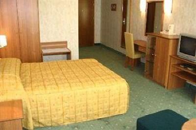 фото отеля Hotel Karpos Skopje
