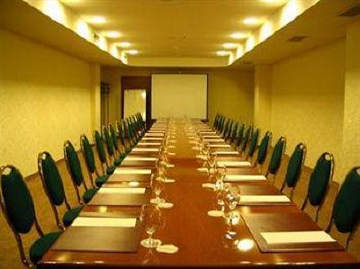 фото отеля Hotel Karpos Skopje