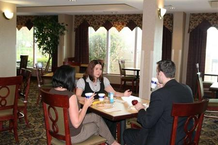 фото отеля Hampton Inn Memphis - Southwind