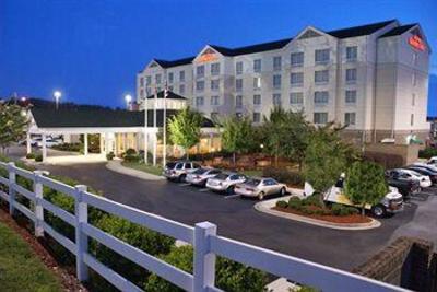 фото отеля Hilton Garden Inn Charlotte North