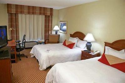 фото отеля Hilton Garden Inn Charlotte North