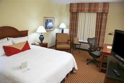 фото отеля Hilton Garden Inn Charlotte North