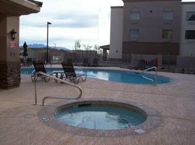 фото отеля Holiday Inn Hotel & Suites Fountain Hills