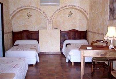 фото отеля Hotel La Pierrerie Grimaud