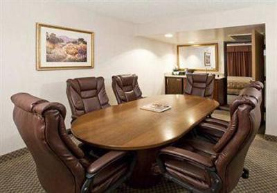 фото отеля Embassy Suites Denver - Southeast