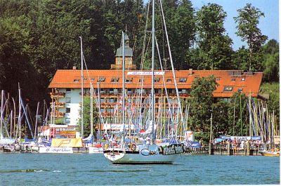 фото отеля Yachthotel Chiemsee