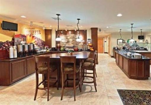 фото отеля Staybridge Suites Wichita