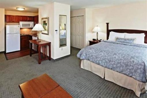 фото отеля Staybridge Suites Wichita
