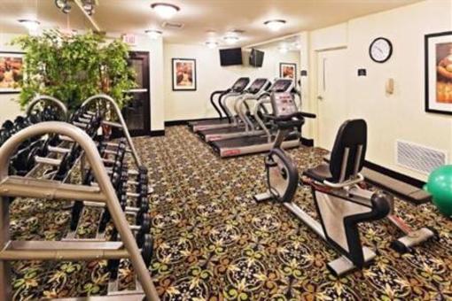 фото отеля Staybridge Suites Wichita