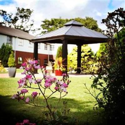 фото отеля Beaufort Park Hotel