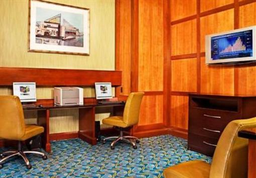 фото отеля Courtyard by Marriott Baltimore Downtown / Inner Harbor