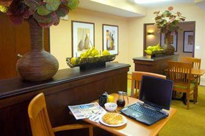 фото отеля Phoenix Inn & Suites Tigard