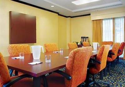 фото отеля SpringHill Suites Annapolis